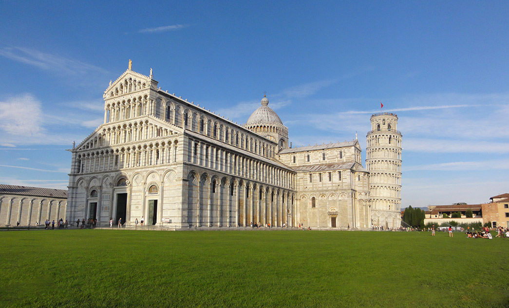 Sightseeing one-day tour to Pisa and Lucca, Tuscany
